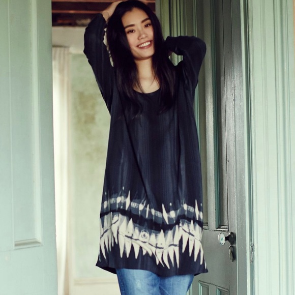 Anthropologie/ Plenty by Tracy Reese Seva Crepe Tunic - Picture 2 of 4